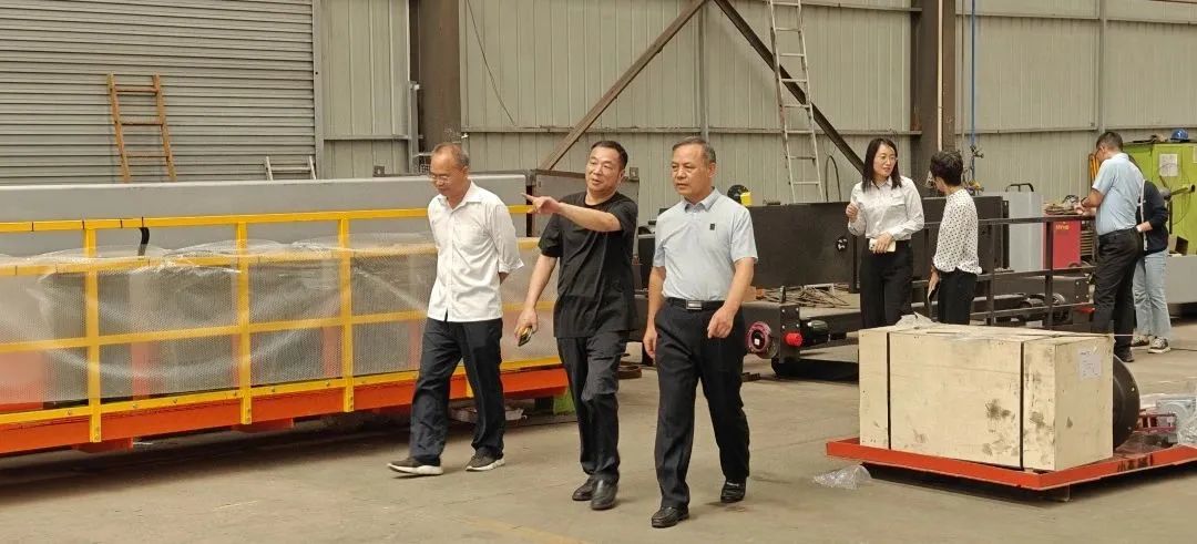 熱烈歡迎省市場(chǎng)監(jiān)督管理局認(rèn)證處史明甫處長(zhǎng)等一行蒞臨東起集團(tuán)考察調(diào)研！